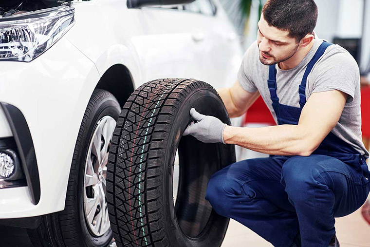 بهترین زمان تعویض لاستیک خودرو