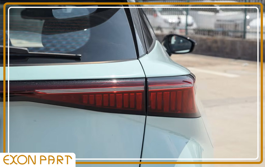 چراغ عقب و ترمز ماشین: راهنمای ایمنی و جلوگیری از تصادف در شب